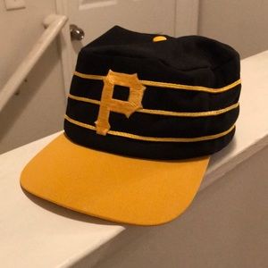 Vintage Pittsburgh Pirates Pillbox Black/Yellow SnapBack Hat